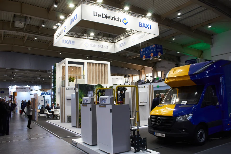 Jak powinno być wyposażone stoisko targowe?